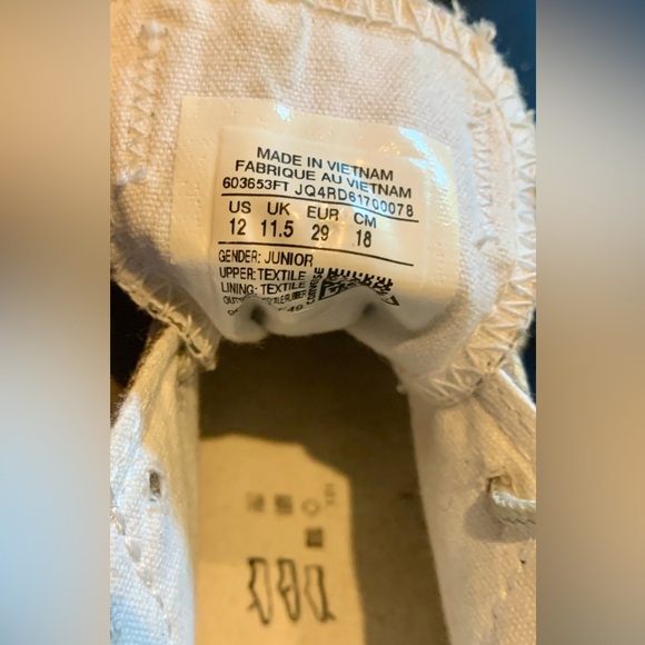 Converse One Star child size US 12 - Picture 15 of 15